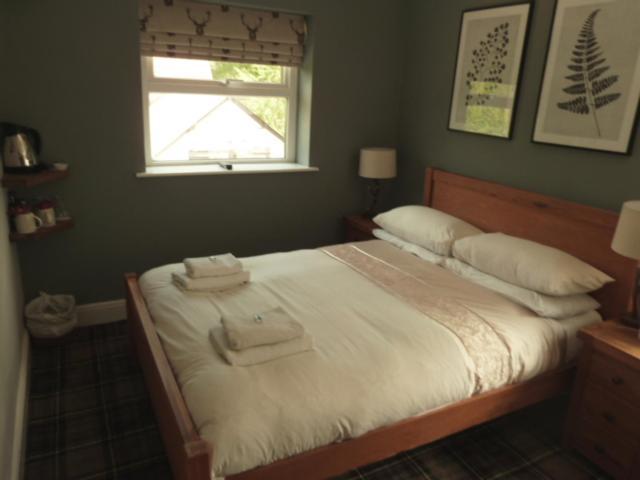 Twin Oaks Guest House Cadnam Экстерьер фото