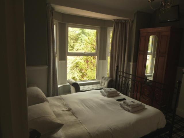 Twin Oaks Guest House Cadnam Экстерьер фото