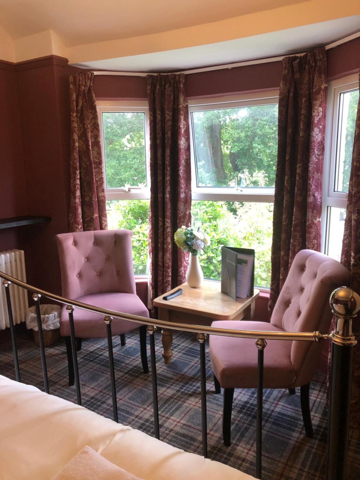Twin Oaks Guest House Cadnam Экстерьер фото